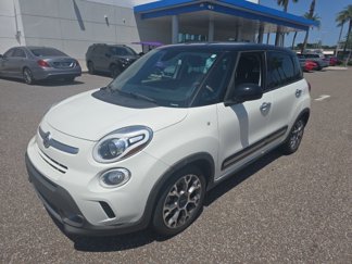 Used 2014 FIAT 500L Trekking w/ Popular Equipment Group image 1
