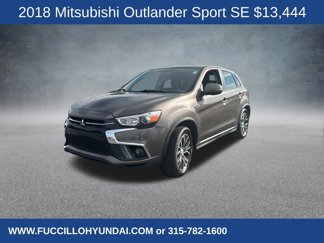 Used 2018 Mitsubishi Outlander Sport SE image 1