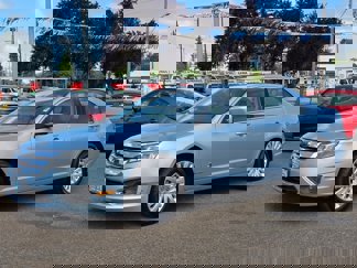 Used 2010 Ford Fusion Hybrid image 1