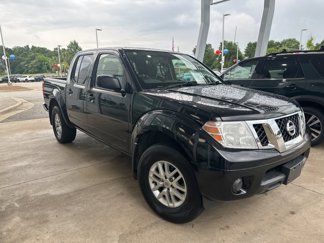 Used 2019 Nissan Frontier SV image 1