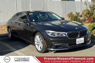 Used 2016 BMW 750i xDrive video 1