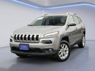 Used 2016 Jeep Cherokee Latitude w/ Comfort/Convenience Group image 1
