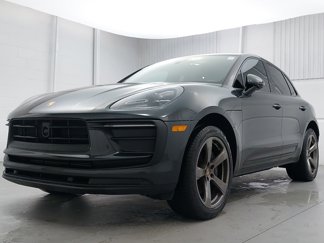 Certified 2023 Porsche Macan image 1