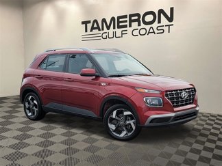 Used 2024 Hyundai Venue SEL image 1