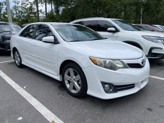 Used 2012 Toyota Camry SE image 1