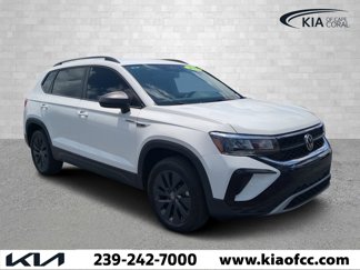 Used 2022 Volkswagen Taos S image 1