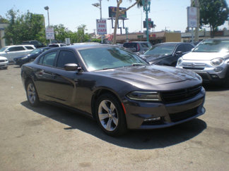 Used 2016 Dodge Charger SXT image 1