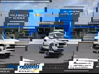 New 2025 Chevrolet Trax LT w/ Driver Confidence Package image 1
