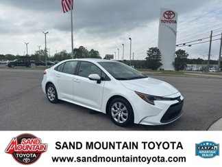Used 2024 Toyota Corolla LE image 1