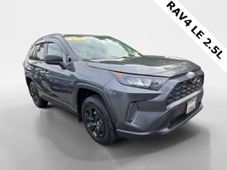 Used 2020 Toyota RAV4 LE image 1