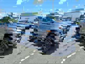 New 2025 GMC Canyon Elevation w/ Convenience Package image 1