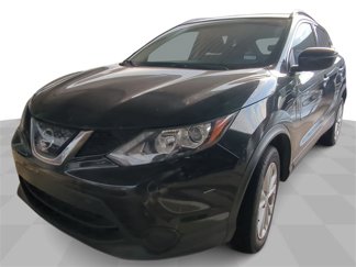 Used 2018 Nissan Rogue Sport SV image 1
