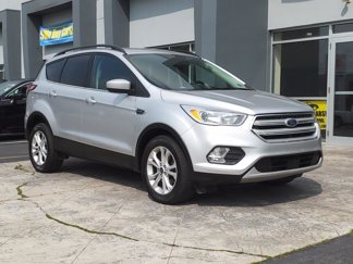 Used 2018 Ford Escape SE w/ Ford Safe & Smart Package image 1