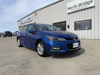 Used 2018 Chevrolet Cruze LT w/ Convenience Package image 1