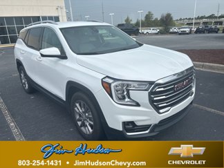 Used 2024 GMC Terrain SLT image 1