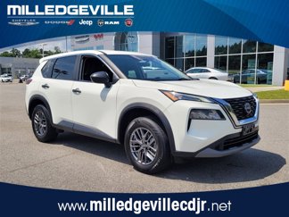 Used 2023 Nissan Rogue S image 1