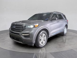 Certified 2023 Ford Explorer XLT image 1