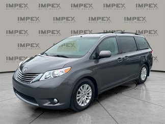 Used 2014 Toyota Sienna XLE image 1