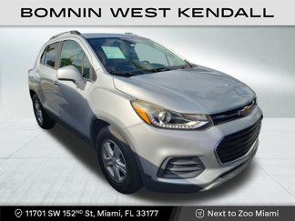 Used 2018 Chevrolet Trax LT w/ LT Convenience Package image 1