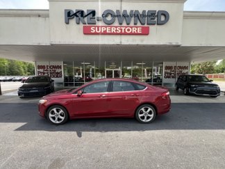Used 2016 Ford Fusion SE image 1