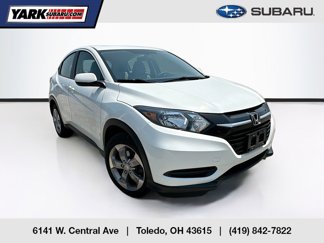 Used 2017 Honda HR-V LX image 1