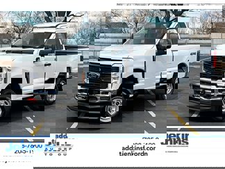 New 2025 Ford F250 XLT w/ F-250 >10K GVWR Package image 1