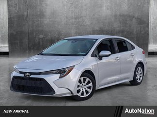 Used 2020 Toyota Corolla LE image 1