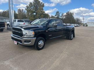 Used 2024 RAM 3500 Big Horn w/ Cold Weather Group image 1