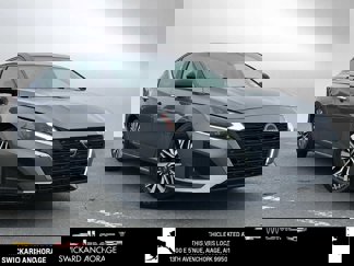 Used 2024 Nissan Altima 2.5 SV image 1