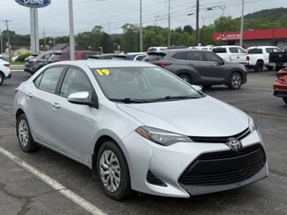 Used 2019 Toyota Corolla L image 1