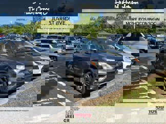 Used 2017 Toyota RAV4 XLE image 1
