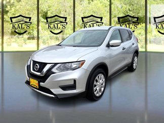 Used 2017 Nissan Rogue S image 1