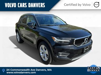 Certified 2022 Volvo XC40 T5 Momentum w/ Premium Package image 1
