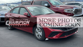Used 2024 Hyundai Elantra SE image 1