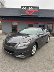 Used 2011 Toyota Camry SE image 1