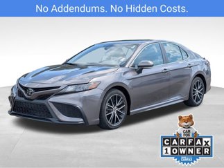 Used 2023 Toyota Camry SE image 1