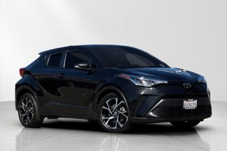 Used 2021 Toyota C-HR XLE image 1