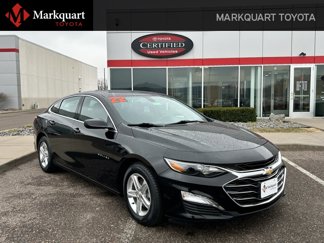 Used 2022 Chevrolet Malibu LT image 1