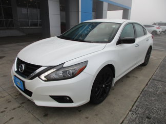 Used 2017 Nissan Altima 2.5 SR w/ Midnight Edition Package image 1
