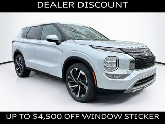 New 2024 Mitsubishi Outlander SE image 1