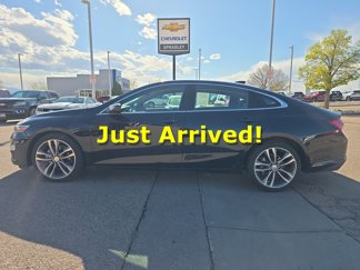 Used 2022 Chevrolet Malibu LT image 1