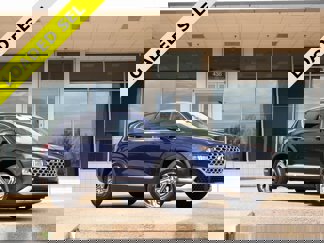 Used 2023 Hyundai Santa Fe SEL w/ Premium Package image 1