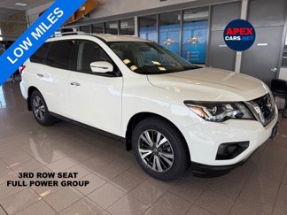 Used 2018 Nissan Pathfinder S image 1