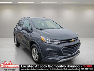 Used 2017 Chevrolet Trax LT w/ Driver Confidence Package image 1