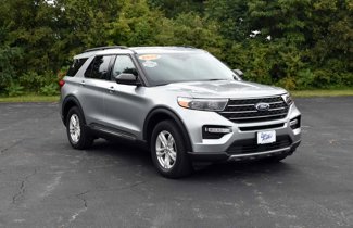 Used 2022 Ford Explorer XLT w/ Equipment Group 202A image 1