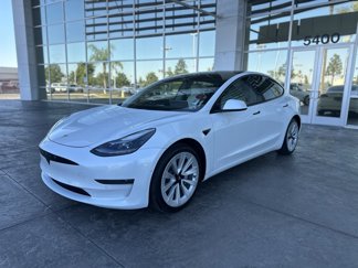 Used 2021 Tesla Model 3 Standard Range Plus image 1