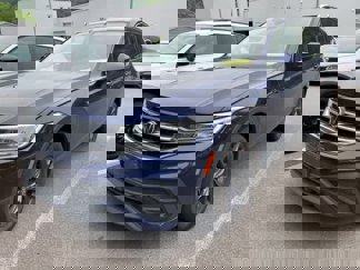 Certified 2022 Volkswagen Tiguan SE w/ Panoramic Sunroof Package image 1