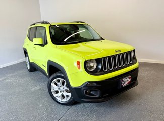 Used 2017 Jeep Renegade Latitude image 1