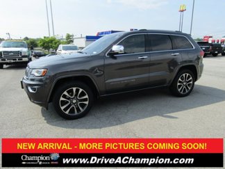 Used 2017 Jeep Grand Cherokee Overland image 1