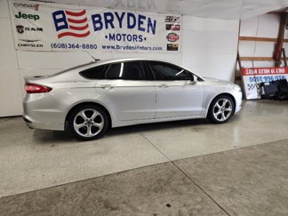 Used 2015 Ford Fusion SE w/ Equipment Group 201A image 1